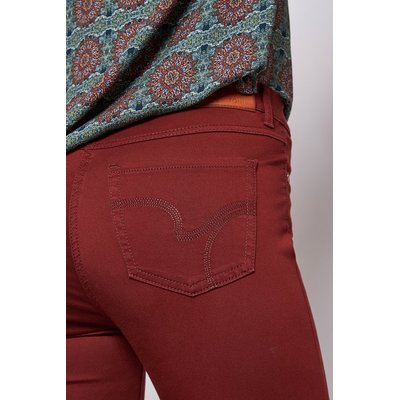 Toni Hose Perfect Shape Slim weiche 5-Pocket Baumwollhose in Rot/Rusty Red