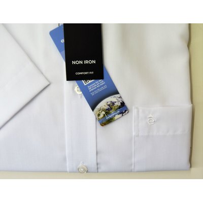 eterna, 1/2 Arm Hemd in Weiß, Comfort Fit, Kentkragen, Größe wählbar